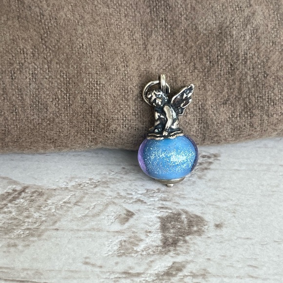 James Avery - Picture 3 of 5